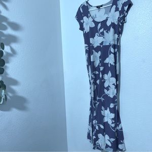 Chaps floral maxi dress